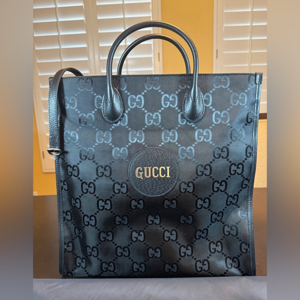 New Authentic Gucci GG Supreme Logo Tote Shoulder Bag Black - Picture 2 of 15